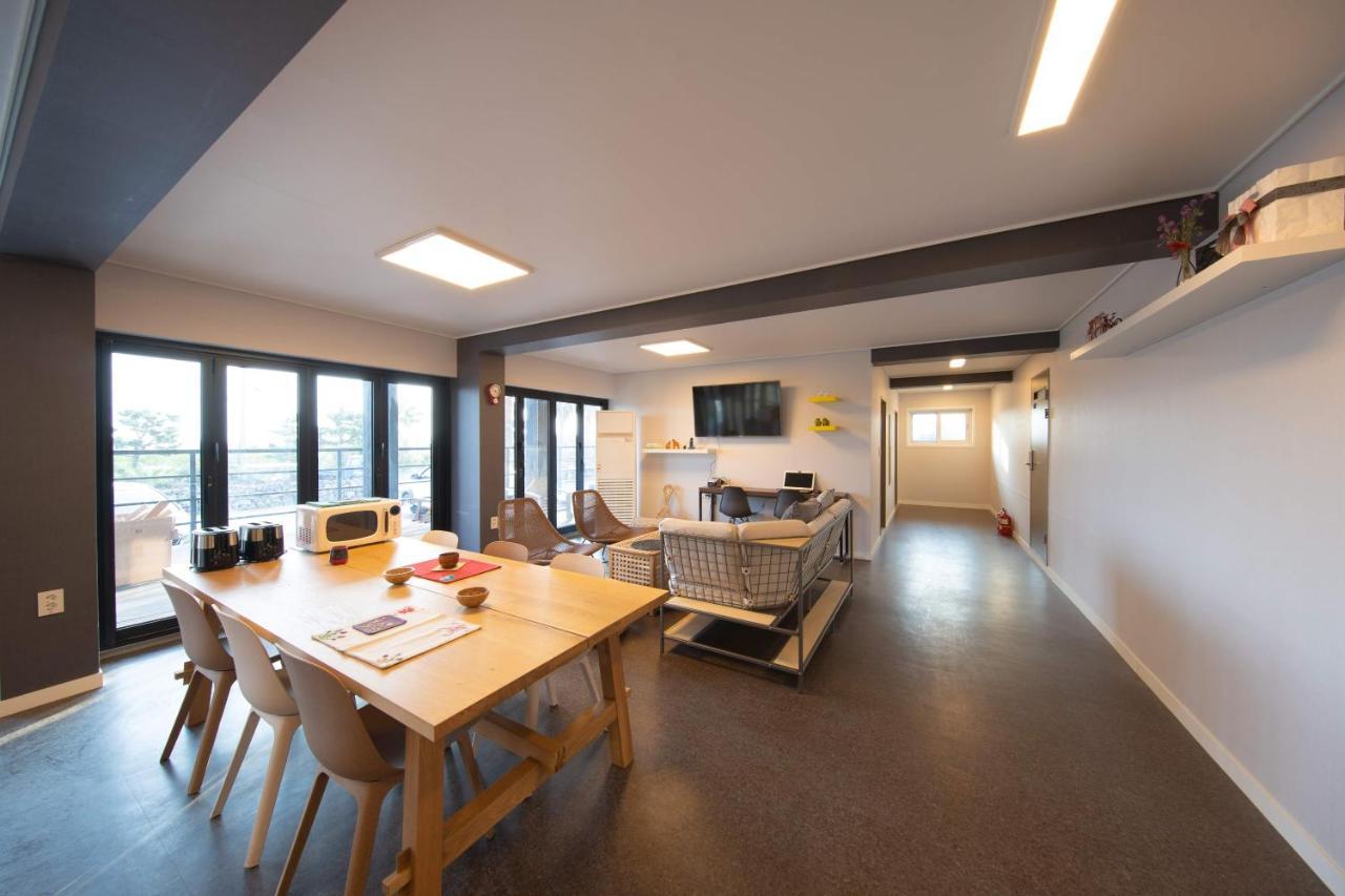Sagye Travel Hotel Seogwipo Exterior photo