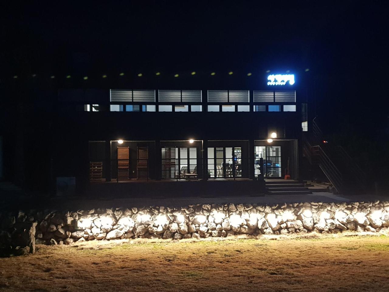 Sagye Travel Hotel Seogwipo Exterior photo